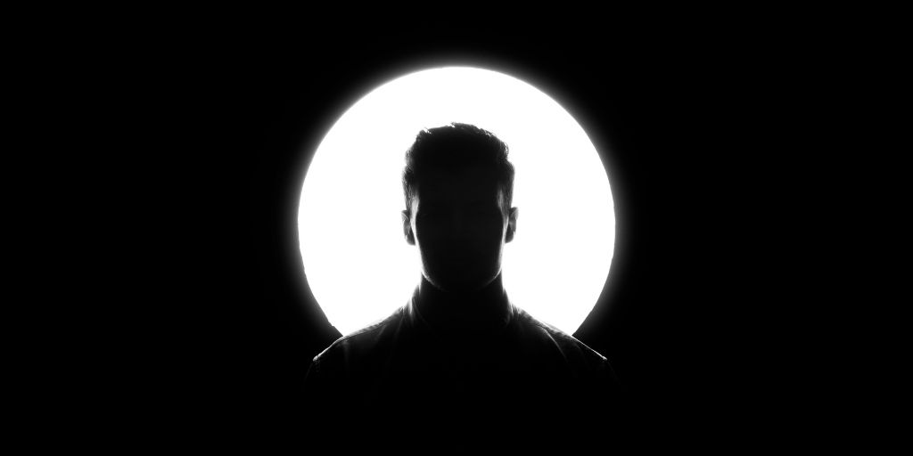 5. Add drama with silhouettes - creative Speedlight photography ideas