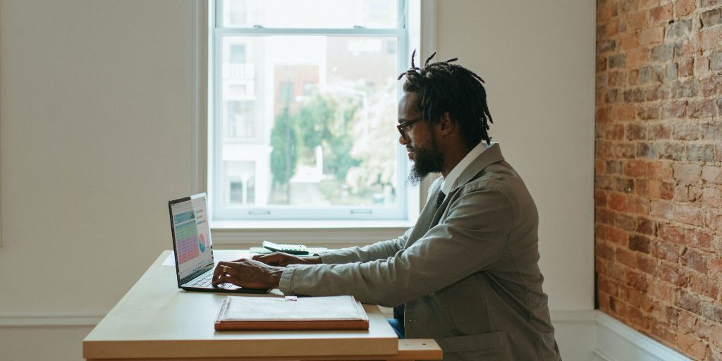 Benefits of starting a freelance photography business
Autonomy