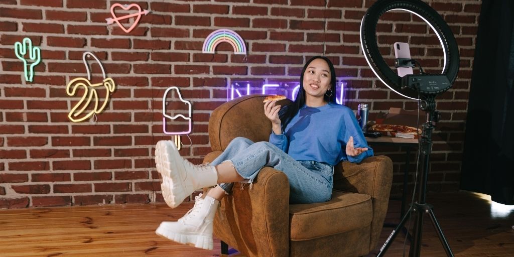 Highly Influences Decision Making eCommerce Product Videos