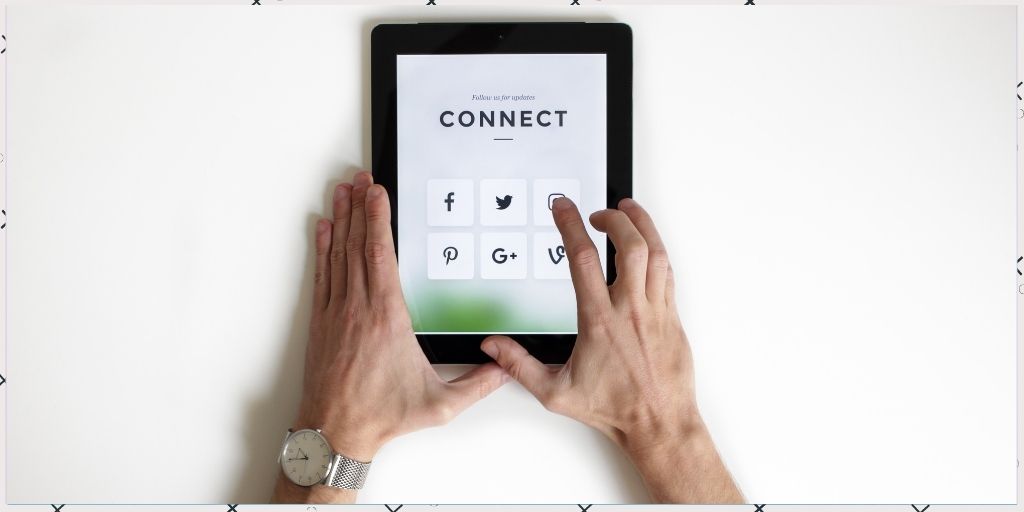 End with contact info - effective return policy for eCommerce