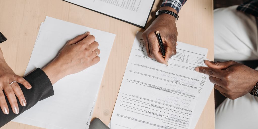 Sign legal agreement and contract