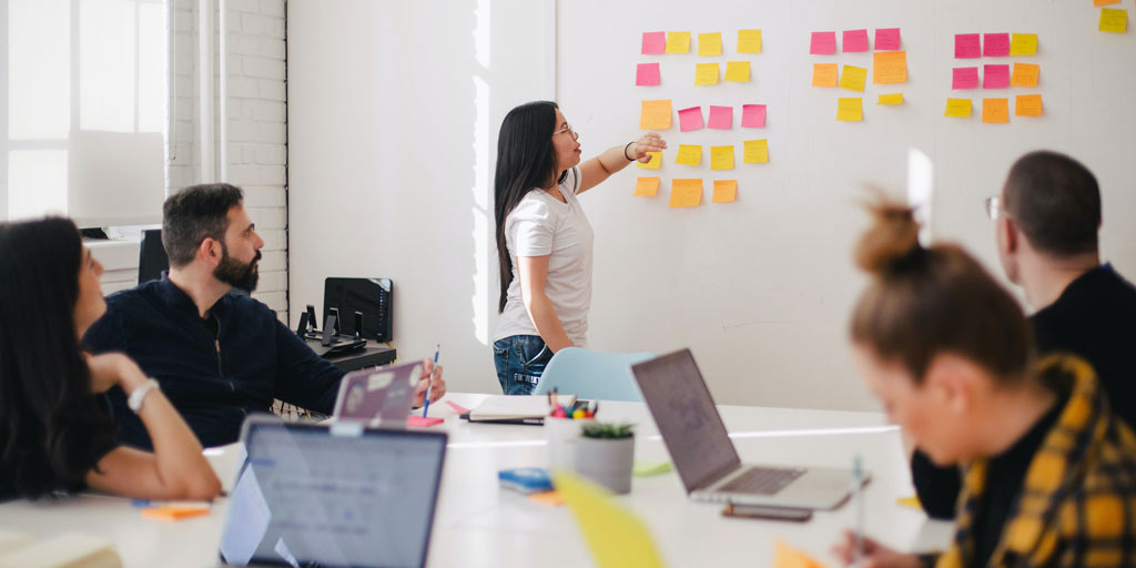 B2B Order Management Software: Are They Useful in 2023