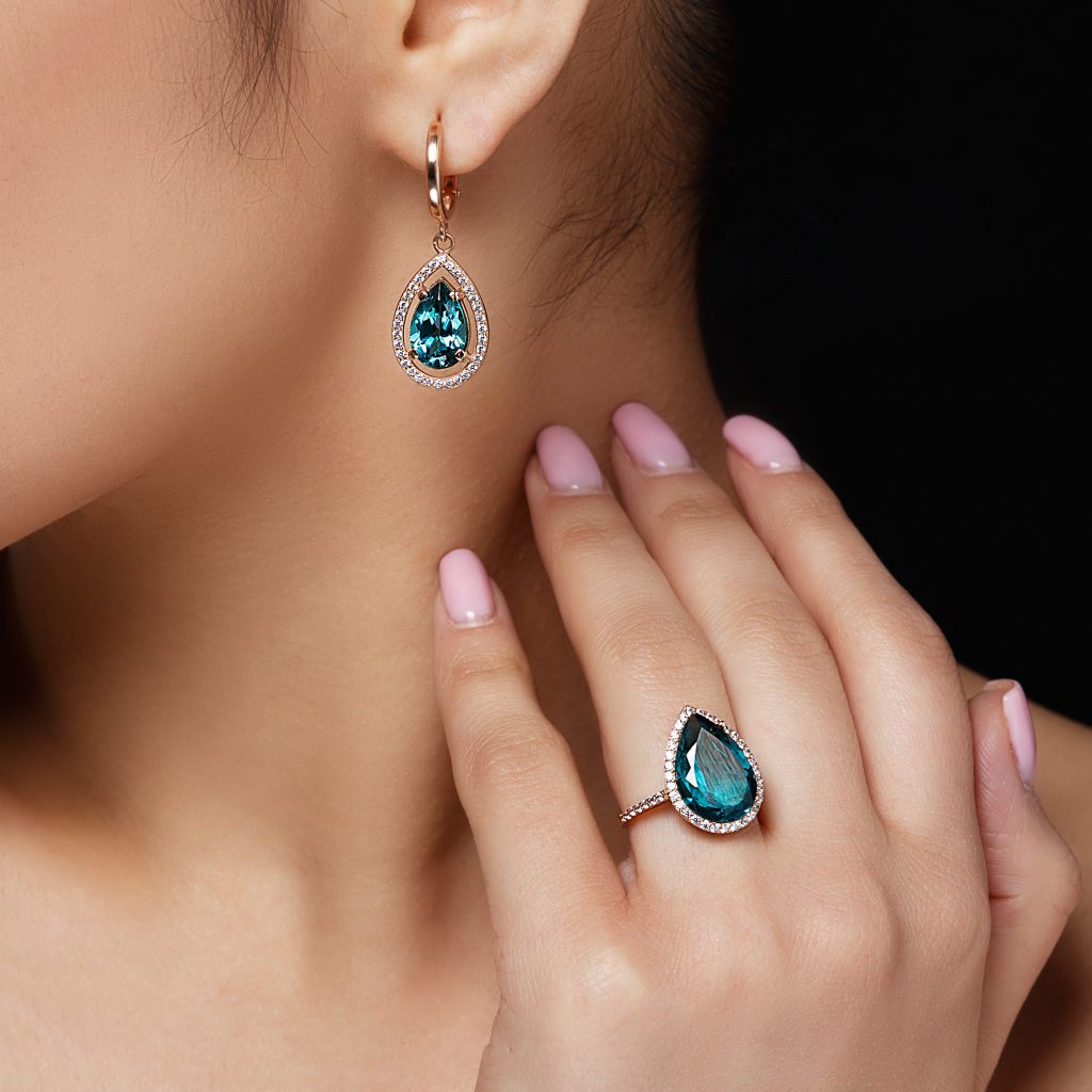 on-model skin retouching for jewelry photo editing