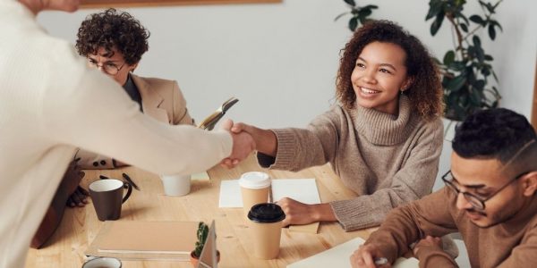 19 Actionable Studio Photography Tips & Ideas For Beginners