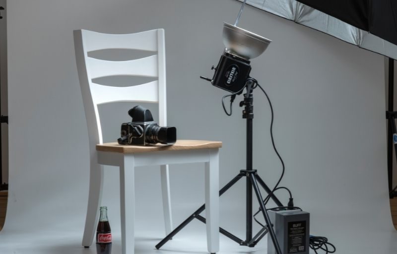 5 Best Strobe Lights For Photography You Should Know