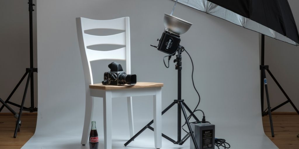 5 Best Strobe Lights For Photography You Should Know